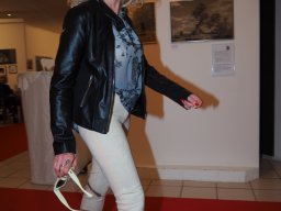 Fashion Show in der Contemplor Galerie Wien am 16. 03. 2024